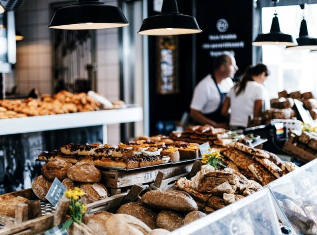 https://bawnze.com/wp-content/uploads/2021/08/bakery3-640x474.jpeg
